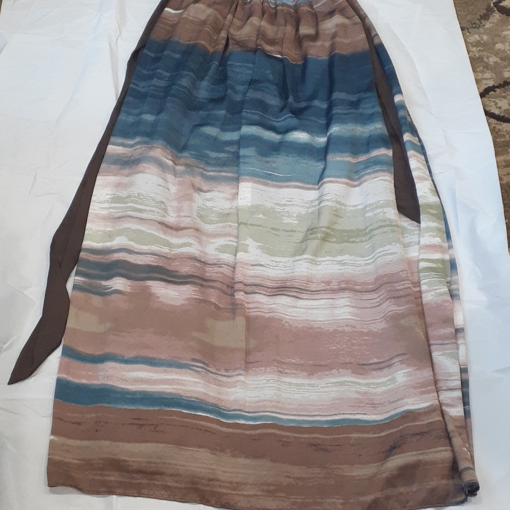 BCBG   maxi dress size 2 - Picture 5 of 16